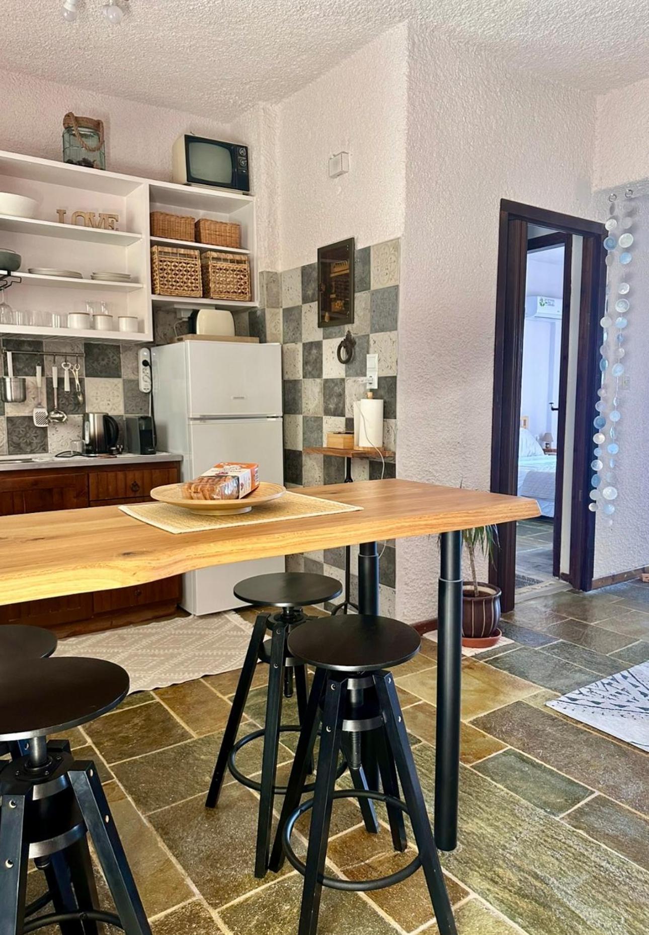 Seaterra Boutique Suite Kálamosz Kültér fotó